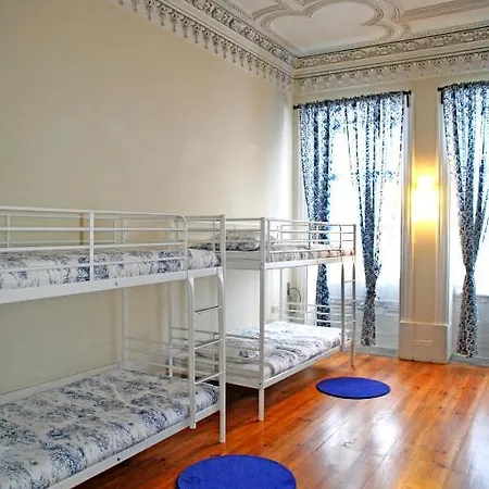 אכסניה Alma פורטו